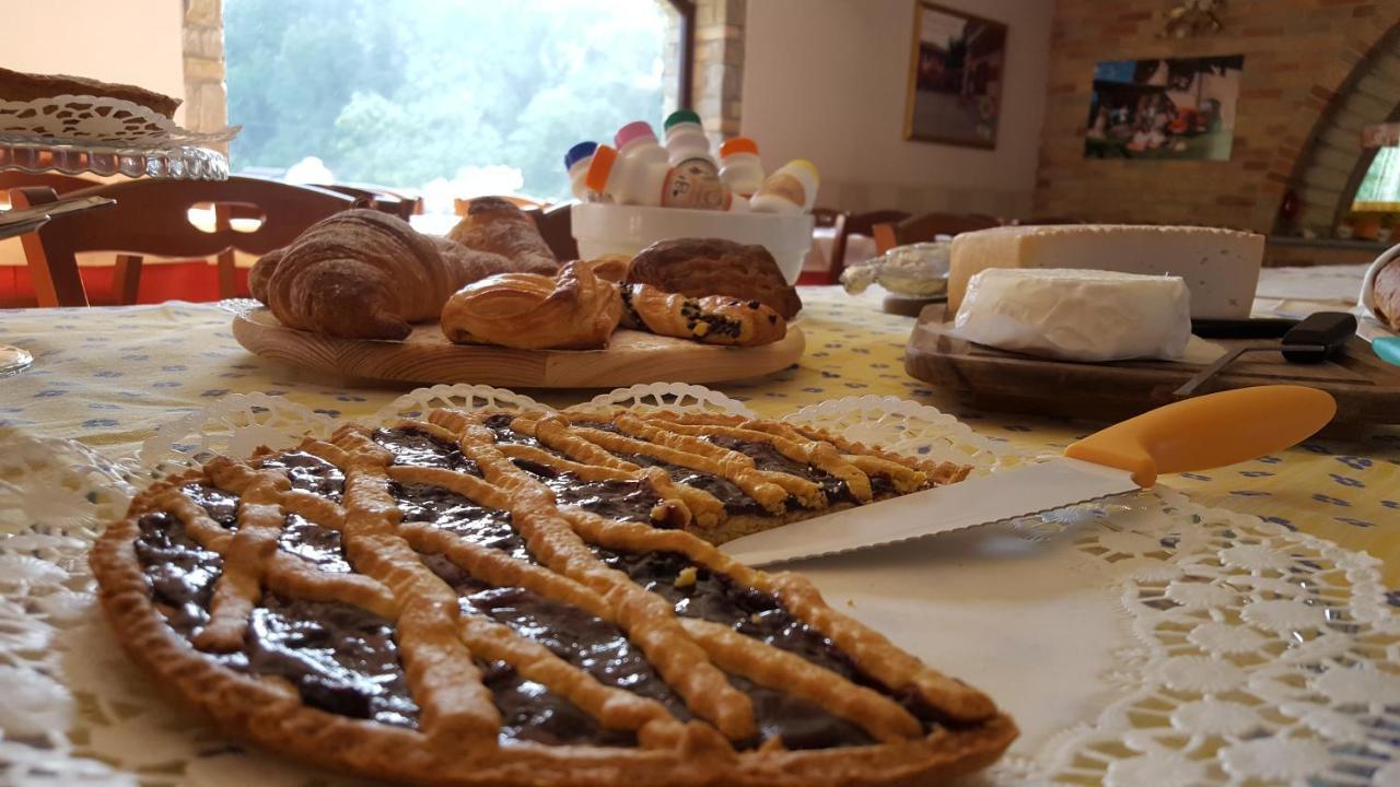 Agriturismo Cascina L'Arche Santo Stefano Belbo Buitenkant foto